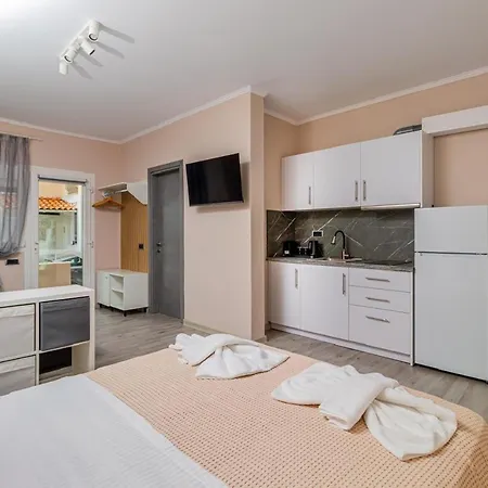 Hotel de apartamente Del Mar Sithonia Studios&apartments 3*