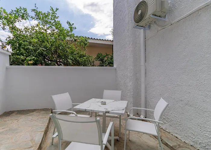 Del Mar Sithonia Studios&apartments Hotel de apartamente Neos Marmaras