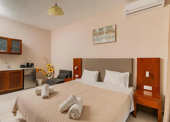 Del Mar Sithonia Studios&apartments 3* Néos Marmarás